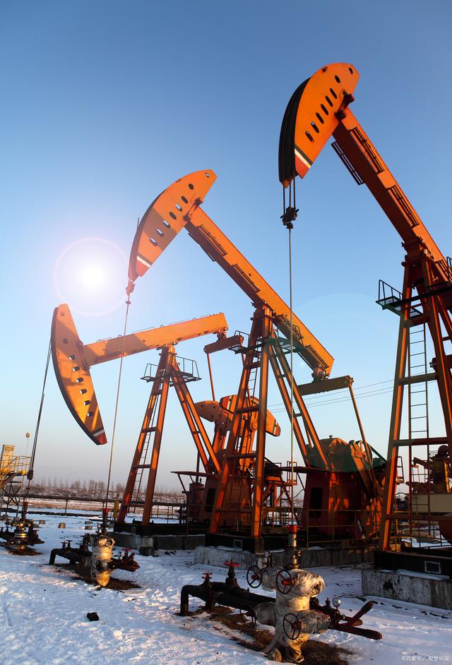 美国石油产量突破1300万桶 全球能源市场的里程碑与挑战